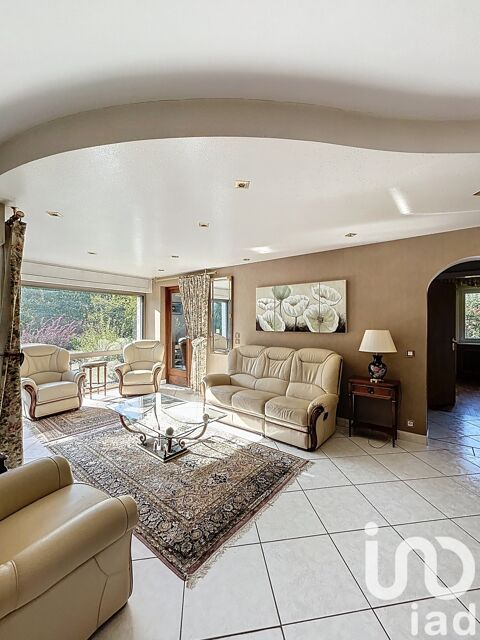   Vente Maison/villa 8 pices Maison - 8 pice(s) - 173 m