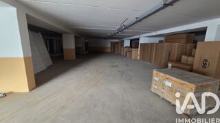  Immeuble � vendre 1040 m�