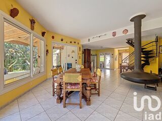  Maison � vendre 10 pi�ces 210 m�