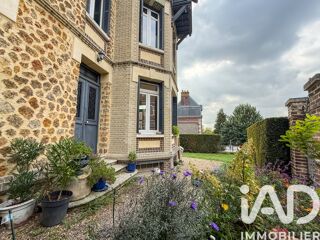  Maison � vendre 8 pi�ces 210 m�