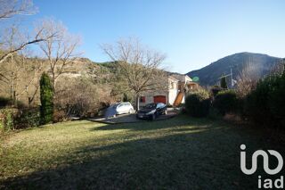  Maison � vendre 10 pi�ces 235 m�