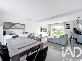  Maison  vendre 5 pices 106 m