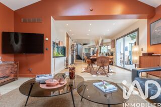  Maison � vendre 8 pi�ces 244 m�