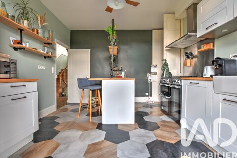   Vente Maison de ville 8 pi�ces Maison - 8 pi�ce(s) - 155 m�