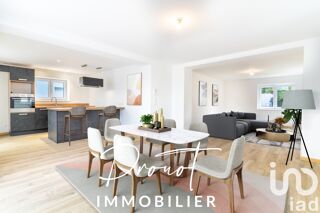  Maison  vendre 10 pices 236 m
