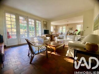  Maison � vendre 10 pi�ces 275 m�