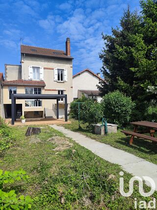 Maison  vendre 8 pices 186 m