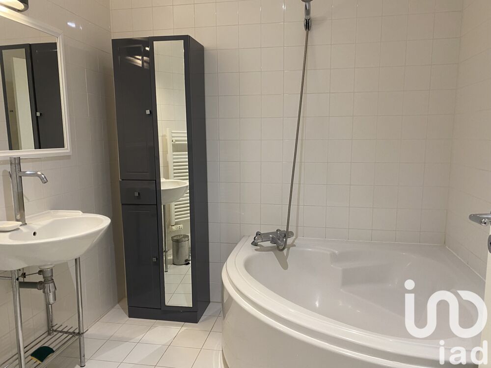 � vendre  Villa Rochefort (17300)