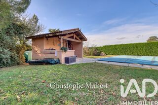  Villa � vendre 5 pi�ces 220 m�