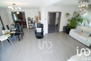  Maison  vendre 5 pices 230 m