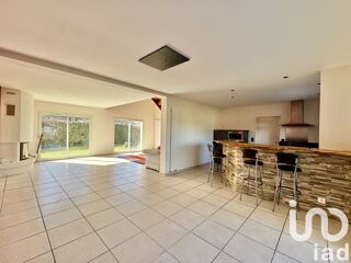  Maison  vendre 6 pices 186 m