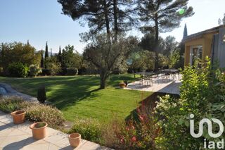  Maison � vendre 7 pi�ces 220 m�