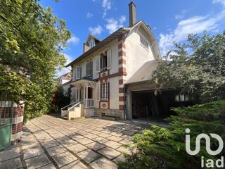  Maison  vendre 10 pices 230 m