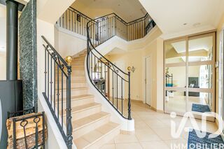  Maison � vendre 7 pi�ces 213 m�