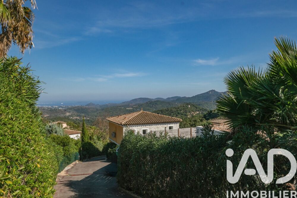  vendre  Villa Les Adrets-de-l'Estrel (83600)