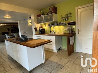  Maison  vendre 15 + pices 370 m