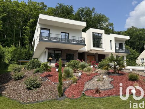  Vente Maison d'architecte 8 pi�ces Villa - 8 pi�ce(s) - 320 m�
