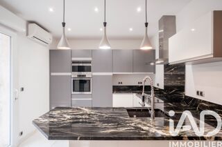  Maison � vendre 9 pi�ces 217 m�