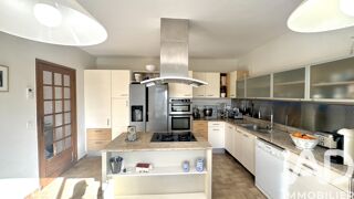  Maison � vendre 8 pi�ces 199 m�