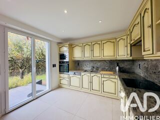  Maison  vendre 6 pices 142 m