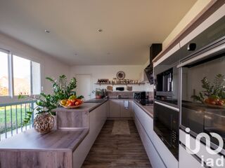  Maison  vendre 13 pices 300 m