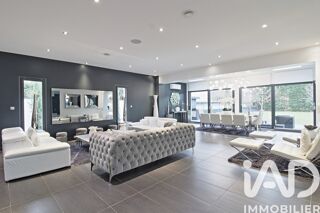  Villa � vendre 8 pi�ces 204 m�