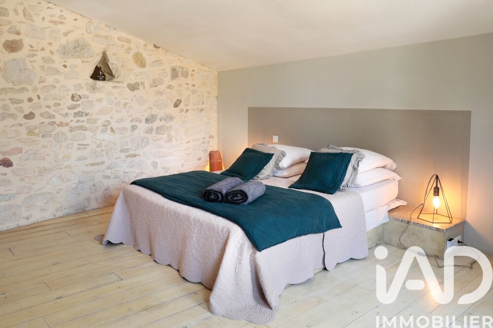 � vendre  Maison Saint-Laurent-des-Arbres (30126)