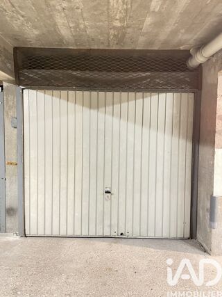  Parking / Garage � vendre 12 m�