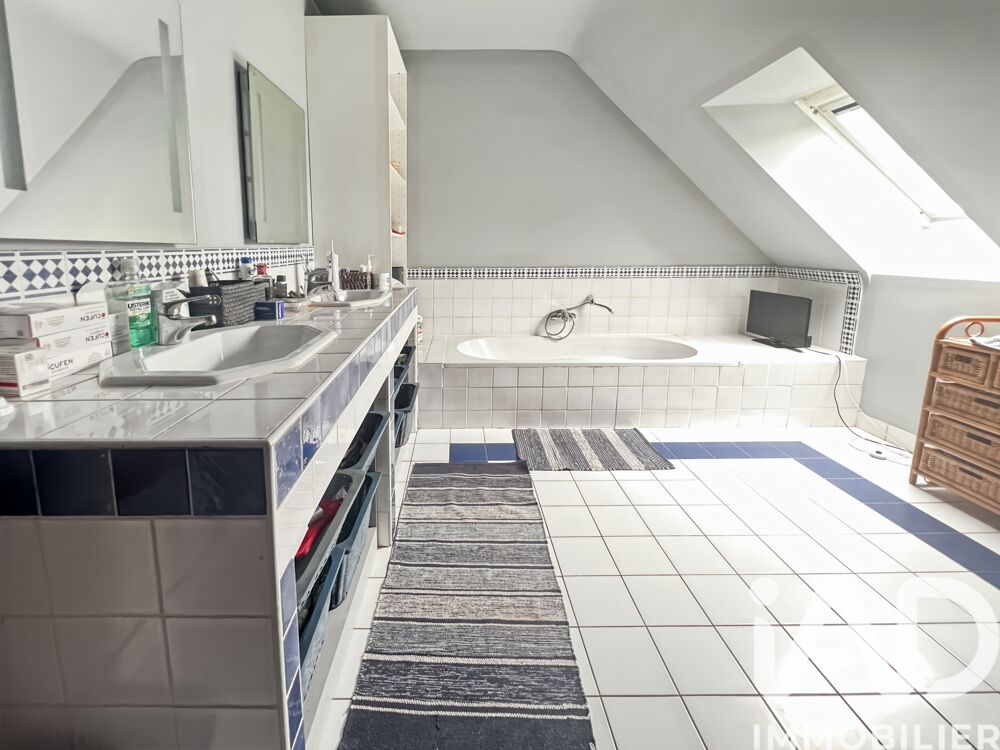 � vendre  Maison �vron (53600)