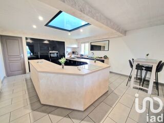  Maison  vendre 12 pices 351 m