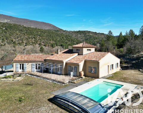   Vente Maison/villa 7 pi�ces Maison - 7 pi�ce(s) - 266 m�