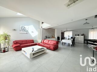  Maison  vendre 5 pices 179 m