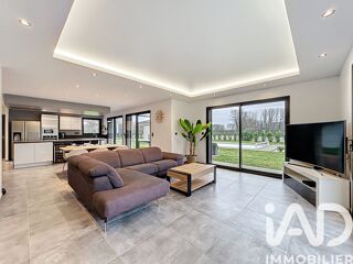  Maison  vendre 7 pices 136 m