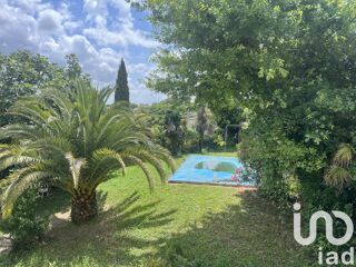  Maison  vendre 15 + pices 530 m