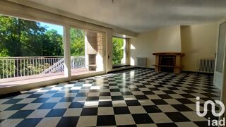  Villa  vendre 6 pices 181 m