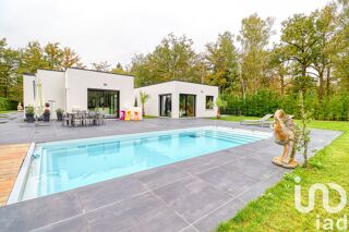  Villa � vendre 7 pi�ces 300 m�