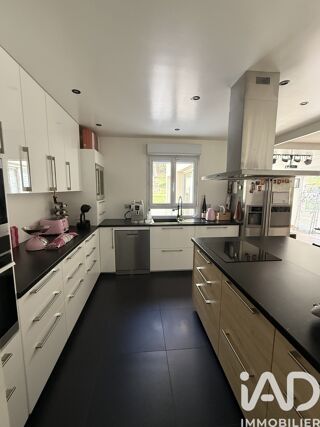  Maison � vendre 8 pi�ces 180 m�