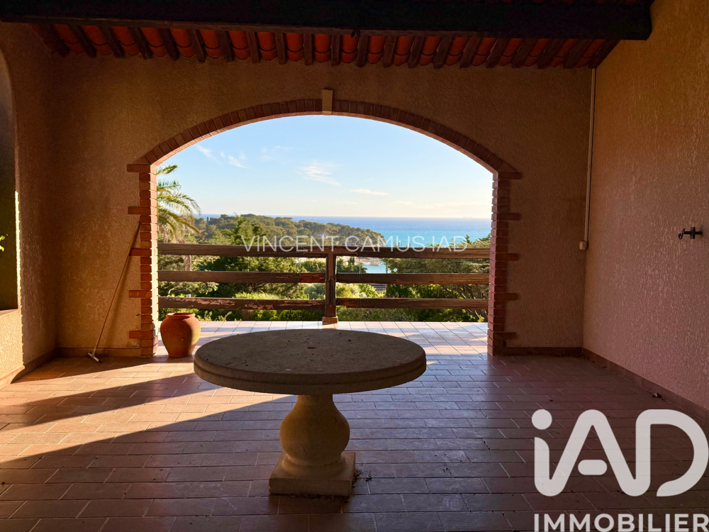 � vendre  Maison Sanary-sur-Mer (83110)