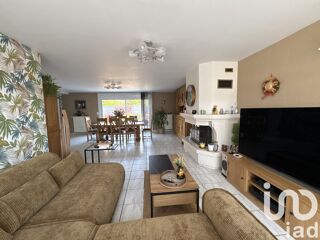  Maison  vendre 8 pices 217 m