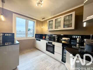  Maison � vendre 7 pi�ces 233 m�