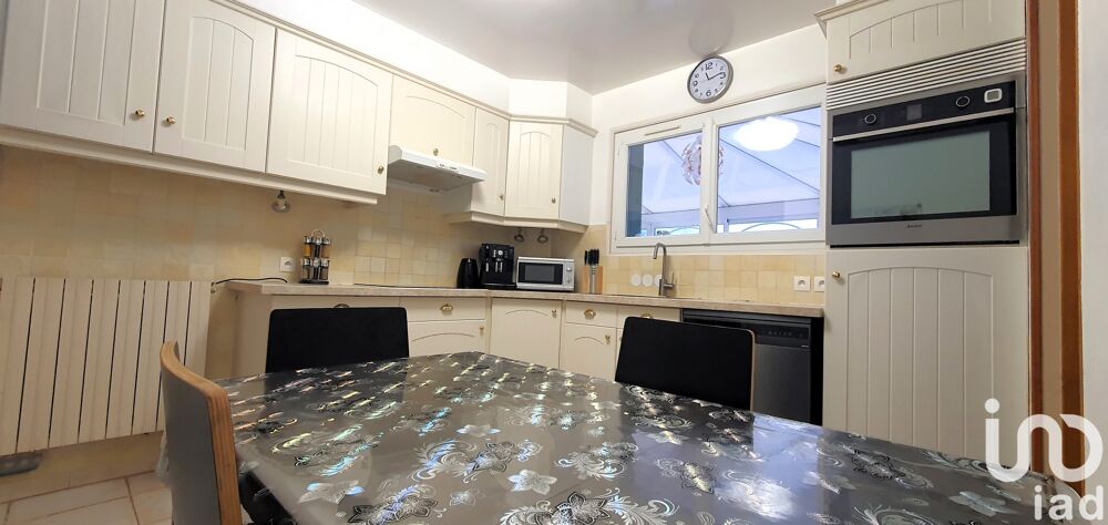 Vente Maison Vente Maison traditionnelle 6 pi�ces Maurepas