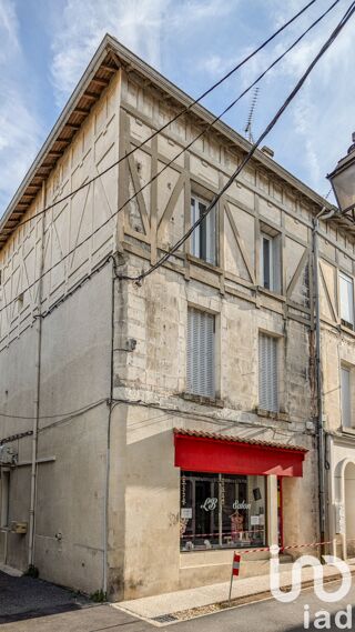  Immeuble � vendre 147 m�