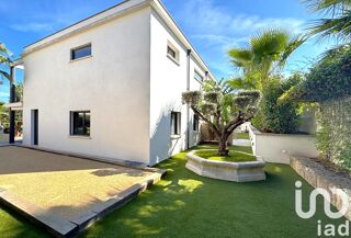  Maison � vendre 9 pi�ces 306 m�