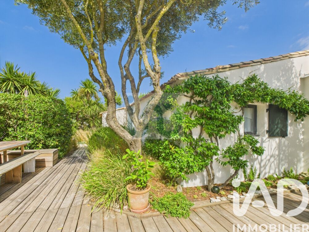 � vendre  Maison Sainte-Marie-de-R� (17740)