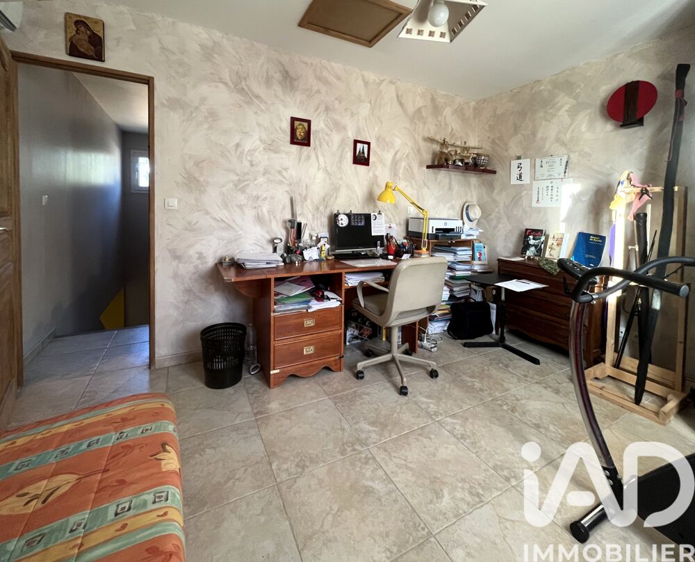 � vendre  Maison Pierrefeu-du-Var (83390)