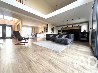  Maison � vendre 10 pi�ces 260 m�
