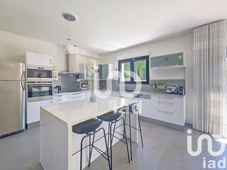  Maison � vendre 8 pi�ces 252 m�