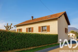  Maison  vendre 8 pices 241 m