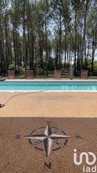  Villa  vendre 7 pices 260 m