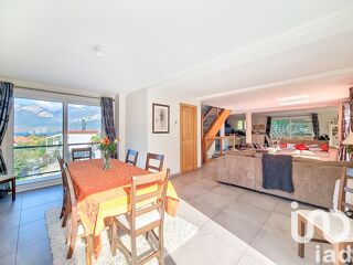  Maison  vendre 9 pices 258 m